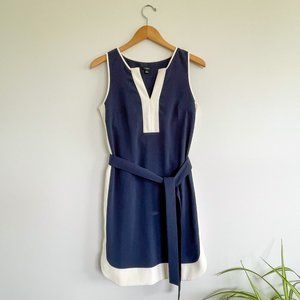 Ann Taylor | Colorblock Shift Dress | Navy & White | Small